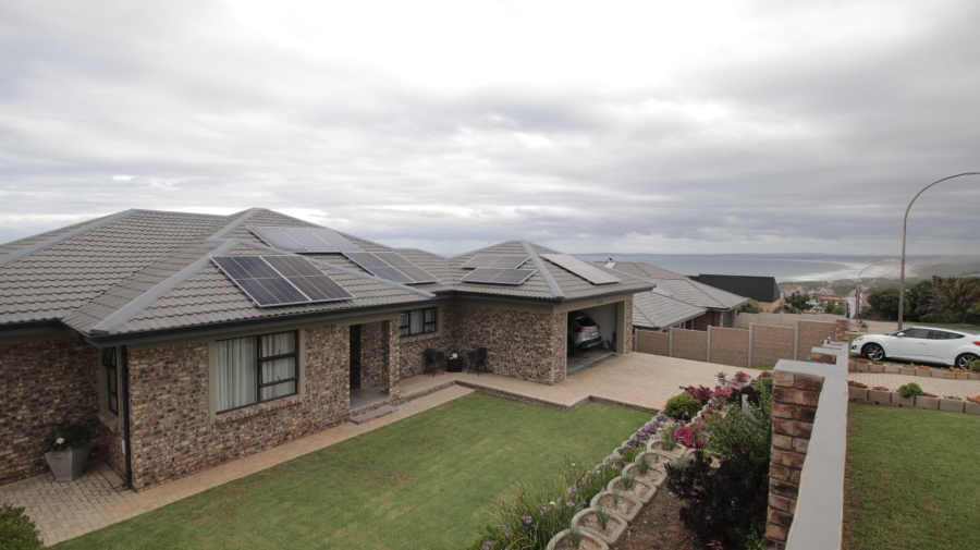 5 Bedroom Property for Sale in Dana Bay Western Cape